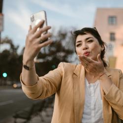 Подолання відстані — коли партнери живуть в різних містах чи країнах