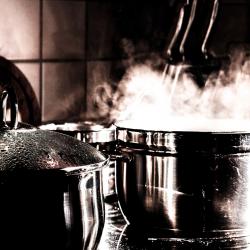 Приготування на пару: Збережіть поживність і смак продуктів