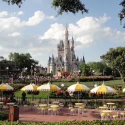 Сімейний відпочинок у Disneyland: Поради та враження від відвідування