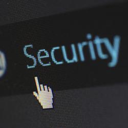 Секрети безпечного використання технологій: Як захистити свої дані?