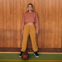 Мода на зручність: Спортивний стиль і athleisure