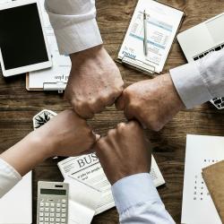 Як управляти часом у команді: Поради для керівників