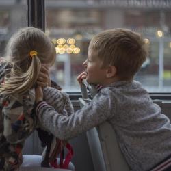Як говорити з дітьми про війну: поради для батьків та вихователів